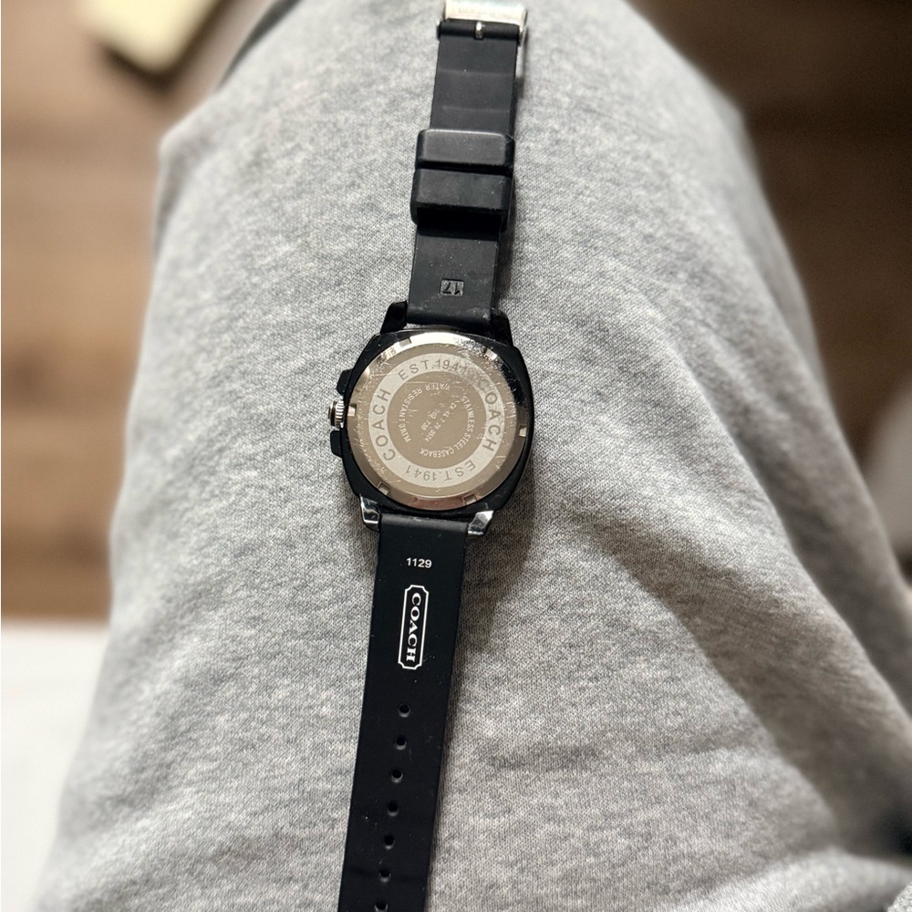 Coach Monochrome women’s watch - Picture 3 of 3